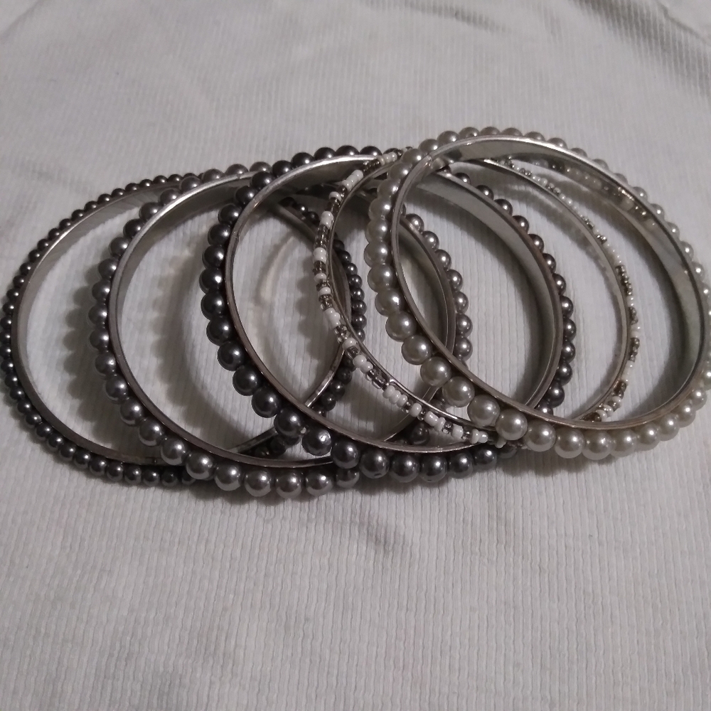 Faux Pearl bangle lot
